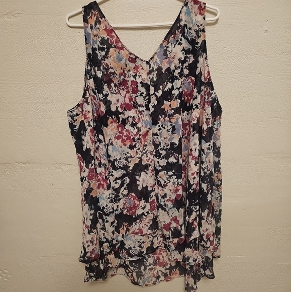 Lane Bryant  Floral Plus Size Tank Top - Picture 6 of 8